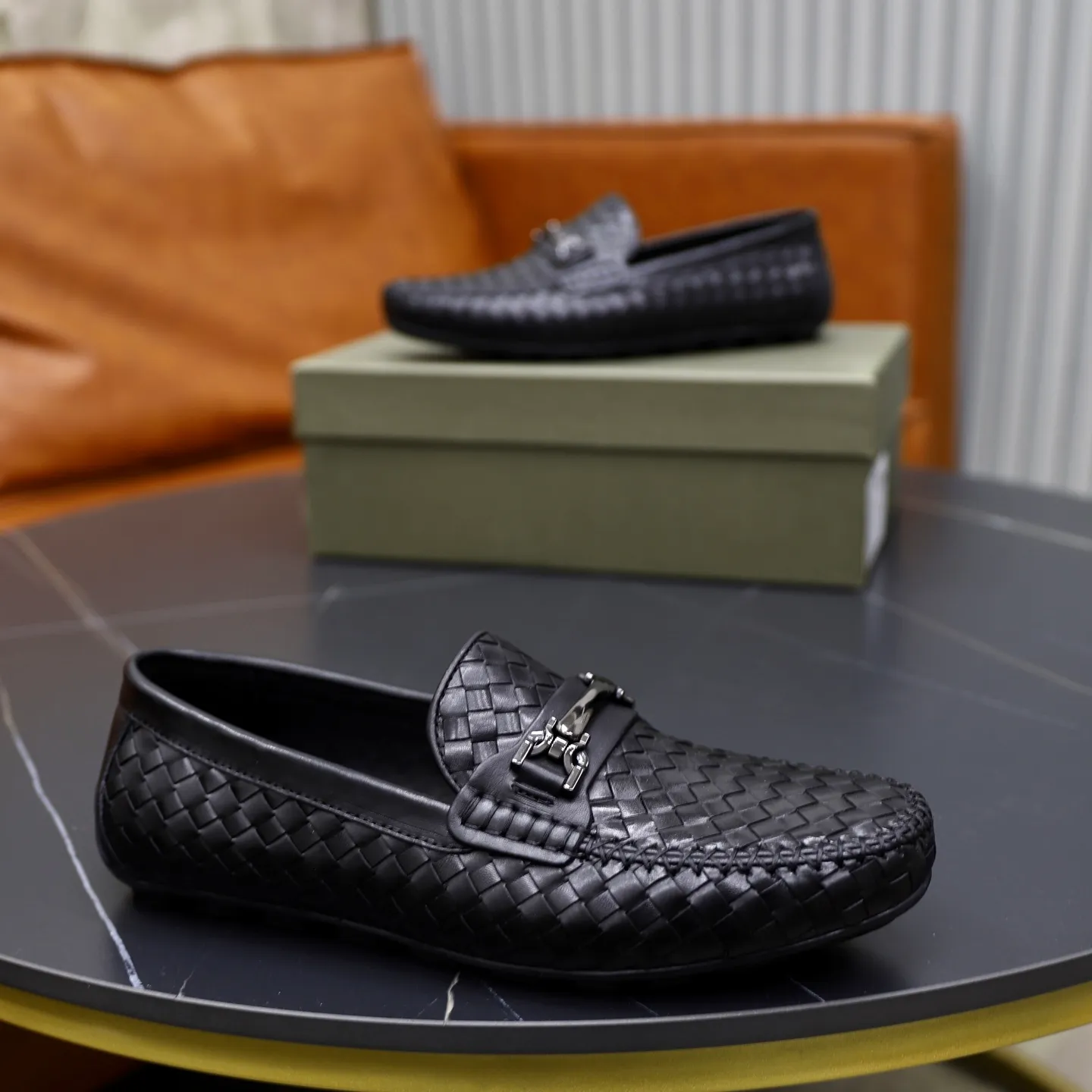 Men's shoes 💰500💰BOTTEG* VENET* - high-end boutique Size: 38-44 (45 custom-made) BV new product, calfskin artificially woven classic style harmoniously blends with contemporary fashion temperament, rubber soles are light and flexible, water-dyed cowhide!